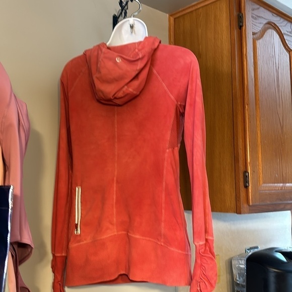 LULULEMON RUN FOR AMBITION HOODIE - Picture 3 of 4
